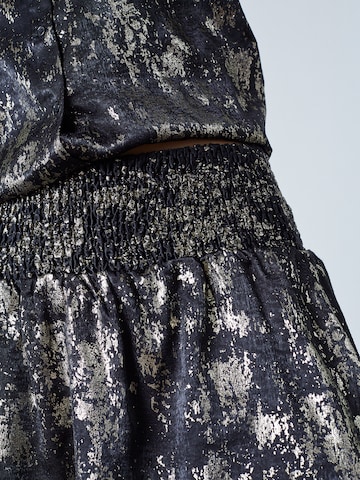 SISTERS POINT Kjol 'N.GROW' i svart