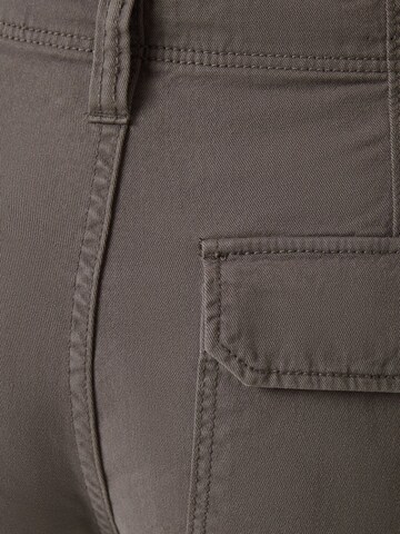 Bershka Wide Leg Cargohose in Grau