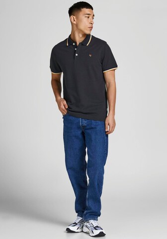 JACK & JONES Regular fit Póló 'JPRBluwin' - fekete