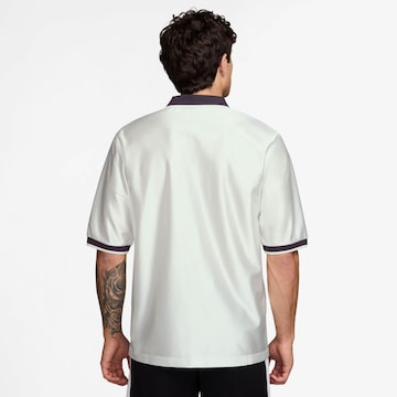 Nike Sportswear Performance Shirt in White