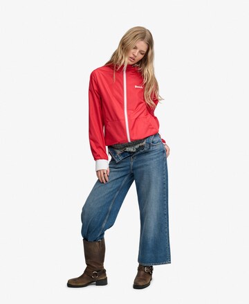 Veste mi-saison 'Bench X Superdry&Co' BENCH en rouge : devant