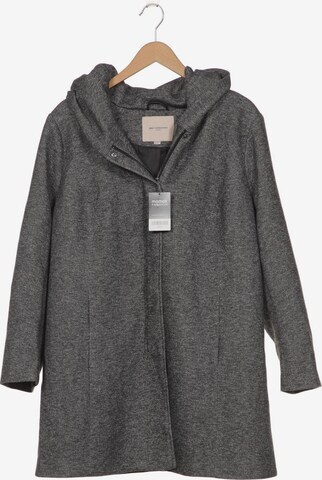 ONLY Jacket & Coat in 5XL in Grey: front