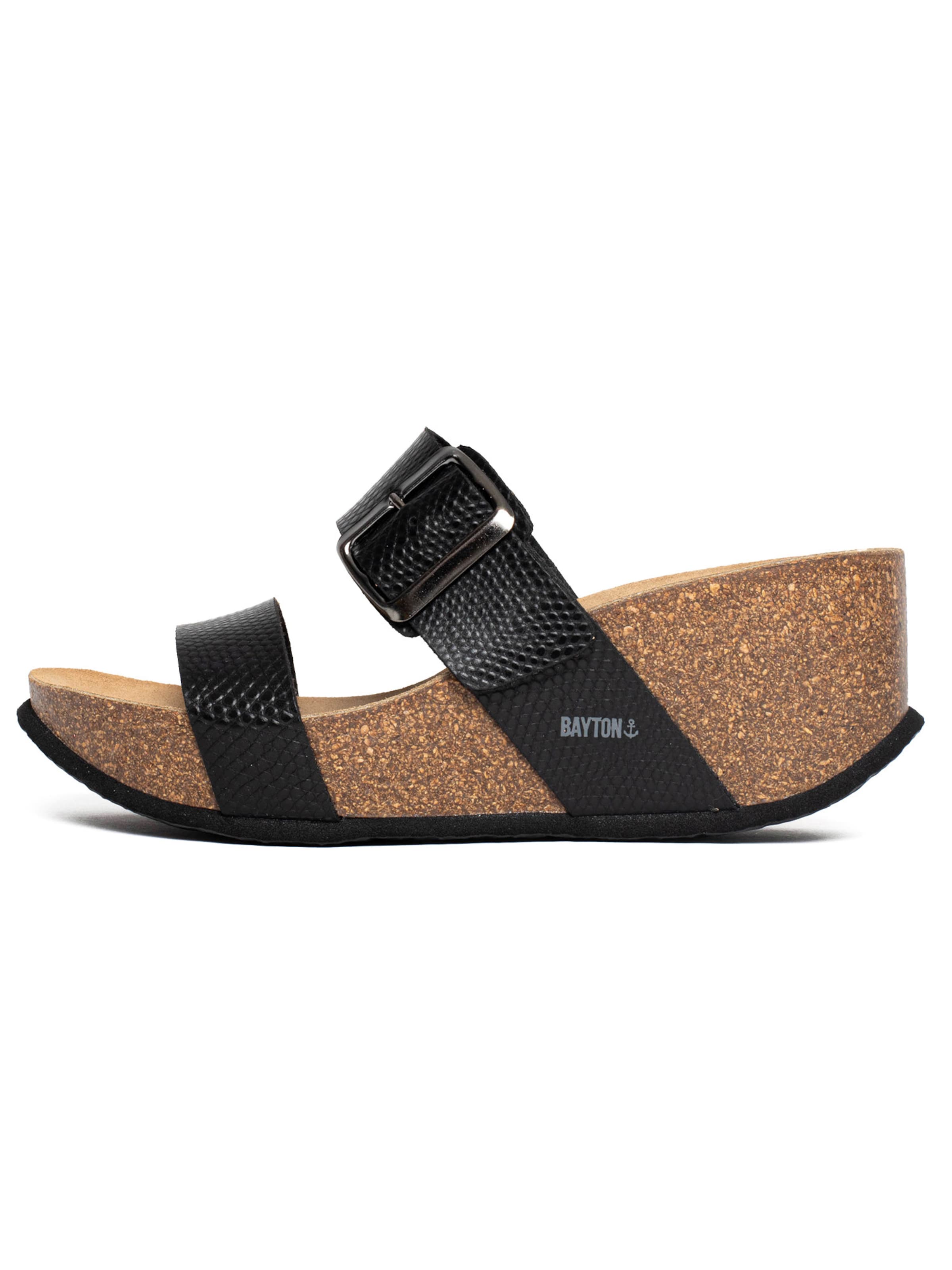 Bayton Sandal 'NEWCASTLE' in Black: front