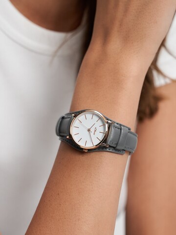 Montre à affichage analogique s.Oliver en gris