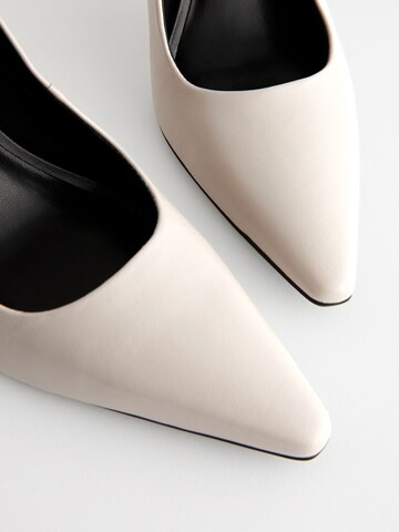 Décolleté di Next in bianco