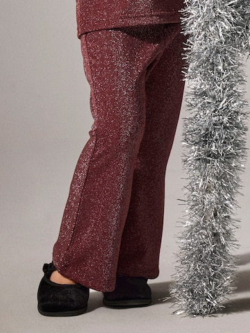 NAME IT - regular Pantalón 'Roisin' en rojo