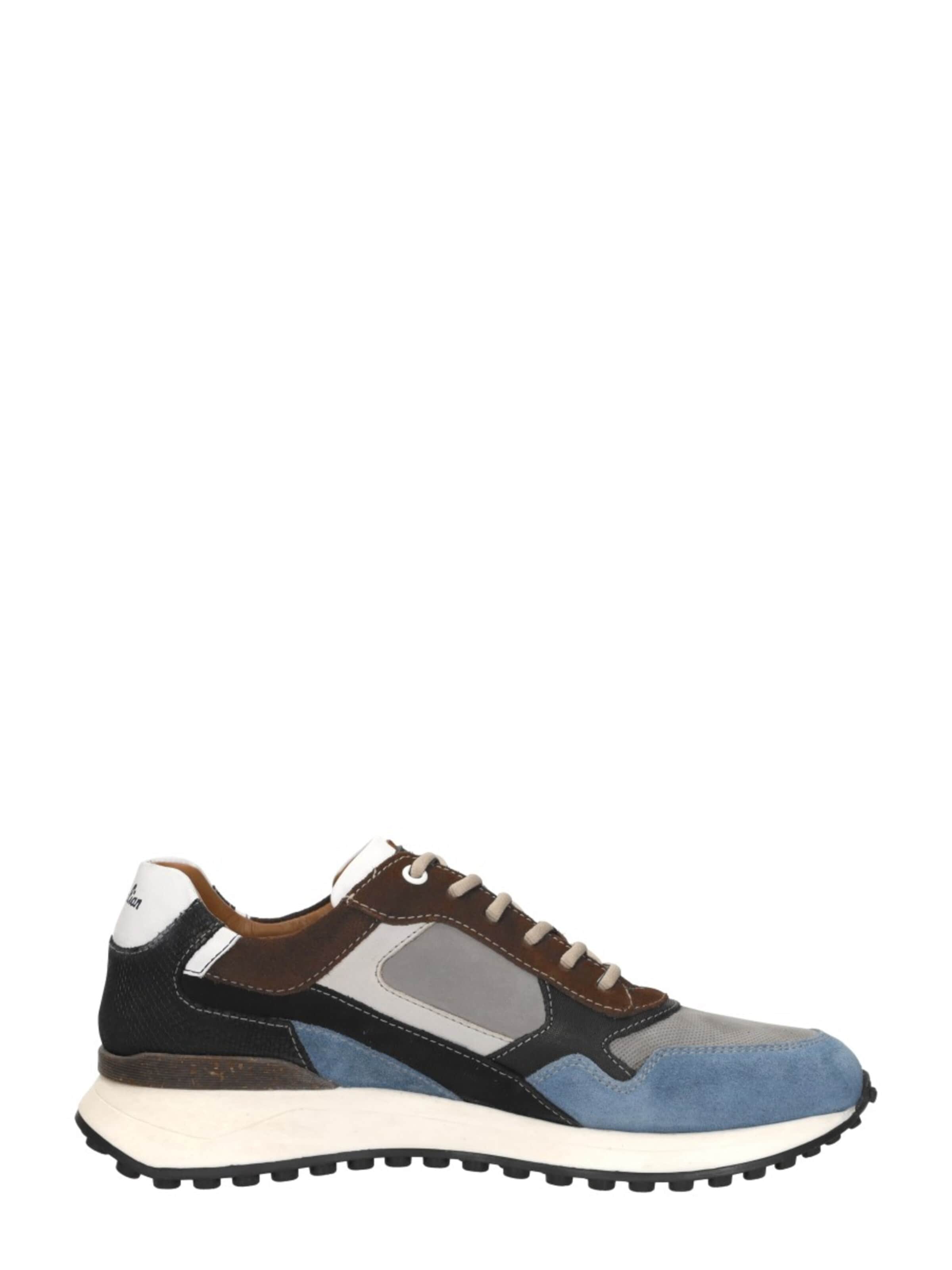 Australian Platform trainers 'Yamato' in Blue