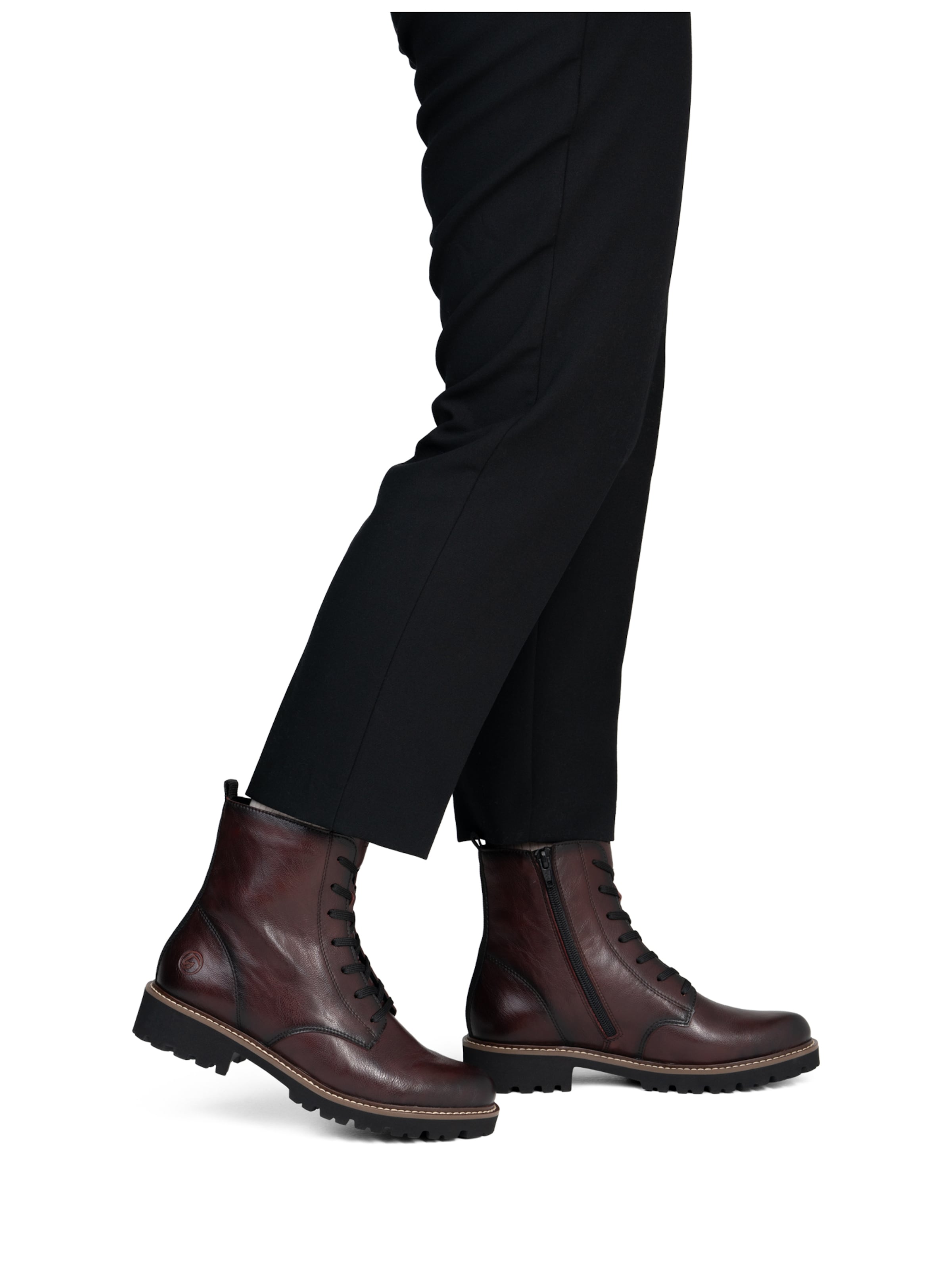 REMONTE Lace-up bootie in Brown: front