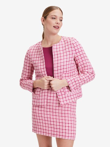 Cartoon Blazer in Pink: front