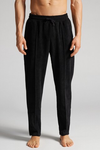 INTIMISSIMI Regular Pleat-Front Pants in Black: front