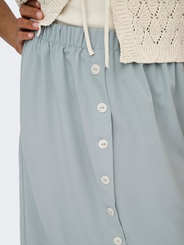 Jupe 'ONLNova' ONLY en bleu