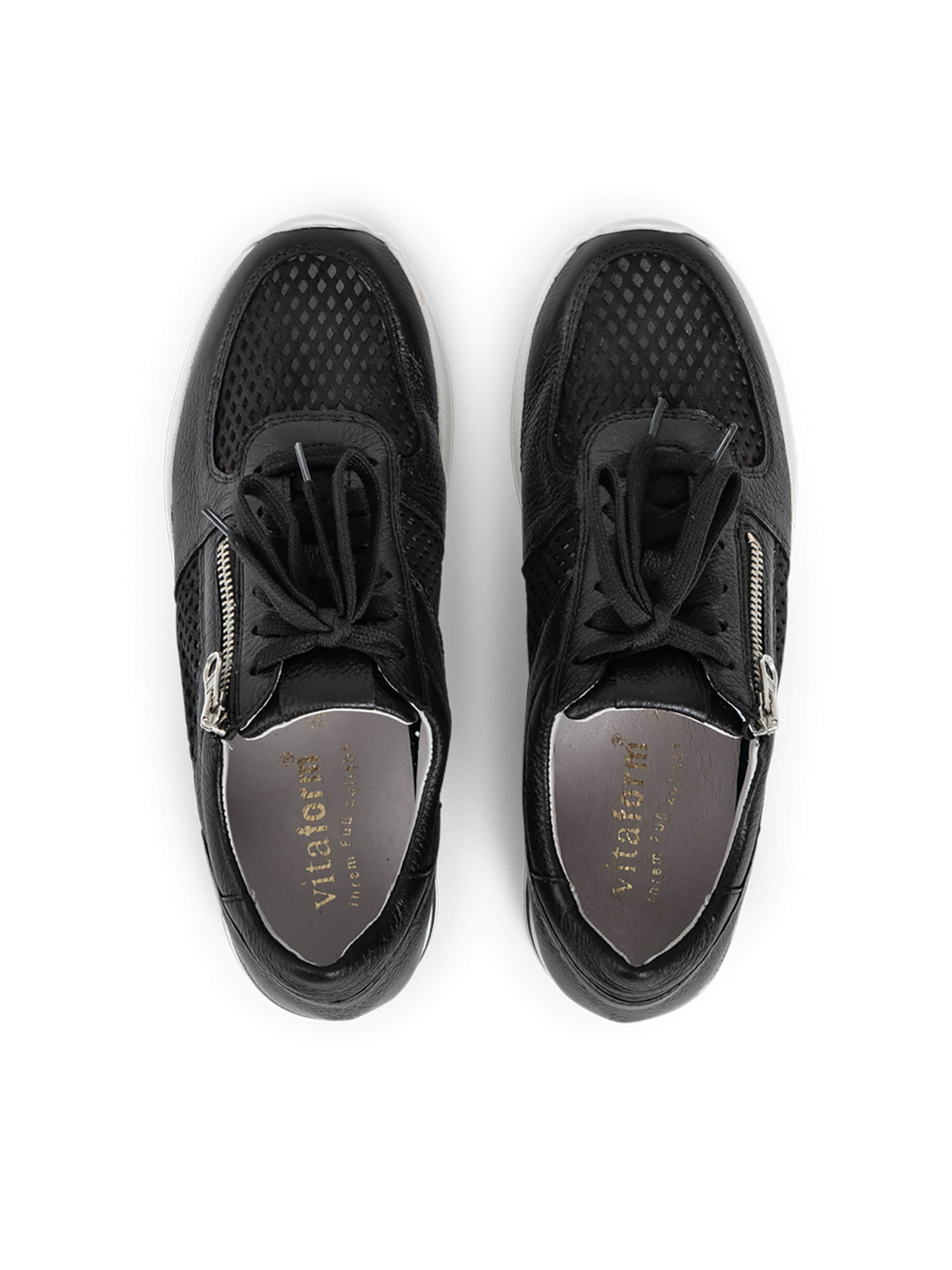 VITAFORM Sneakers in Black