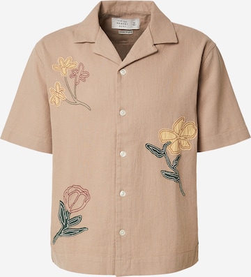 ruda Abercrombie & Fitch Standartinis modelis Marškiniai: priekis