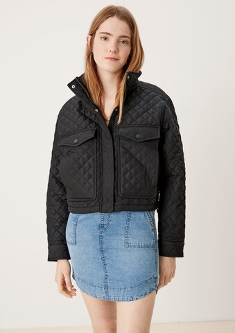 QS Between-Season Jacket in Black: front