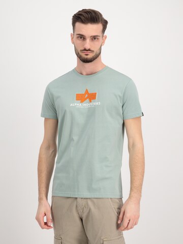 T-Shirt ALPHA INDUSTRIES en vert : devant