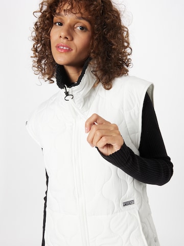 Torstai Sports Vest 'NOVARA' in White