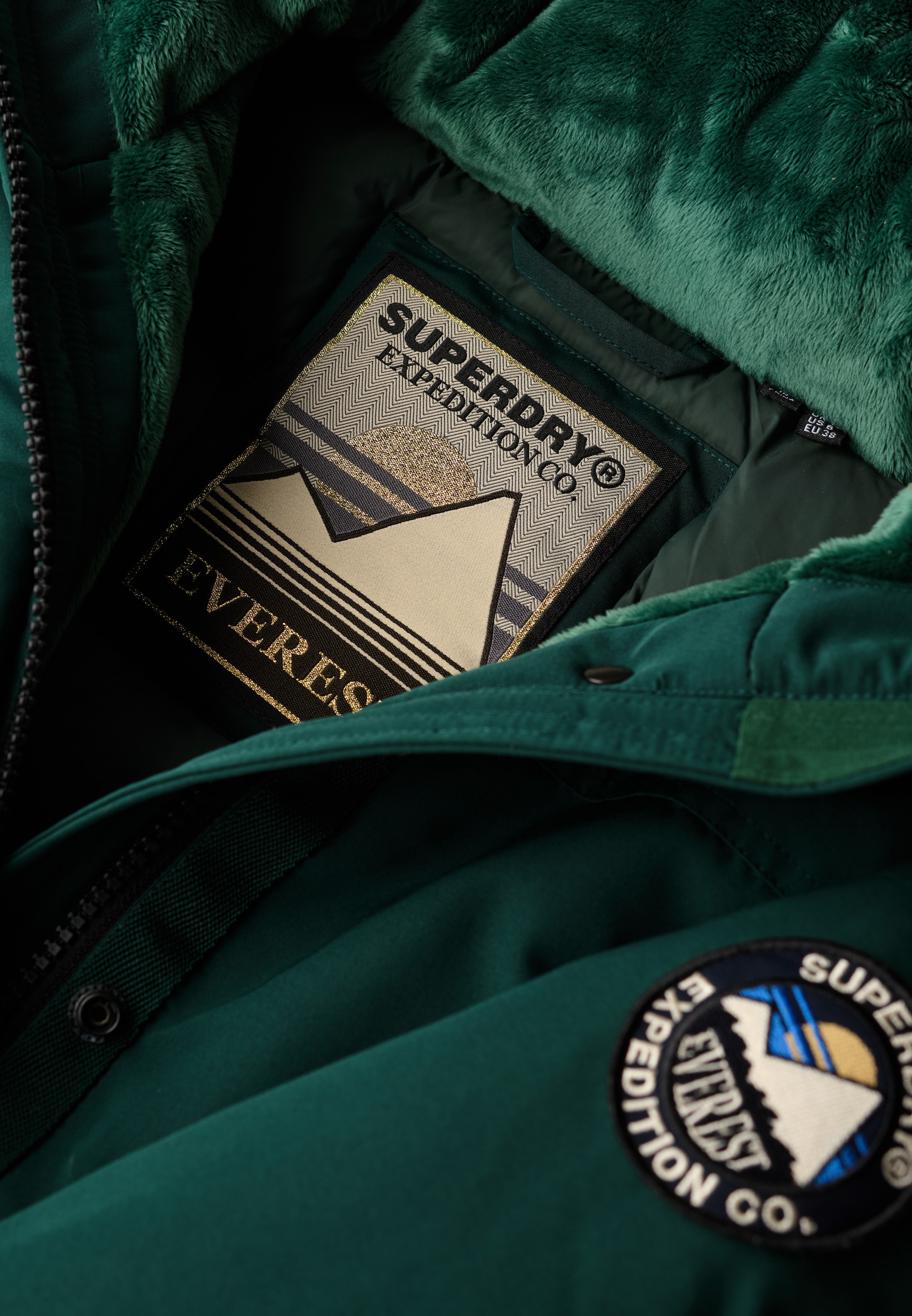 Superdry & Co Winterparka 'Everest' in Groen