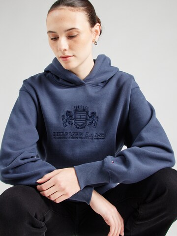TOMMY HILFIGER Sweatshirt in Blau