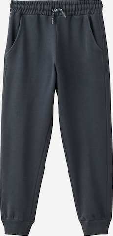 MANGO KIDS Tapered Housut värissä harmaa: etupuoli