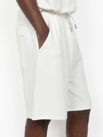 Regular Pantalon Schott NYC en blanc
