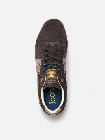 Kaotiko Sneakers laag 'Seattle' in Bruin