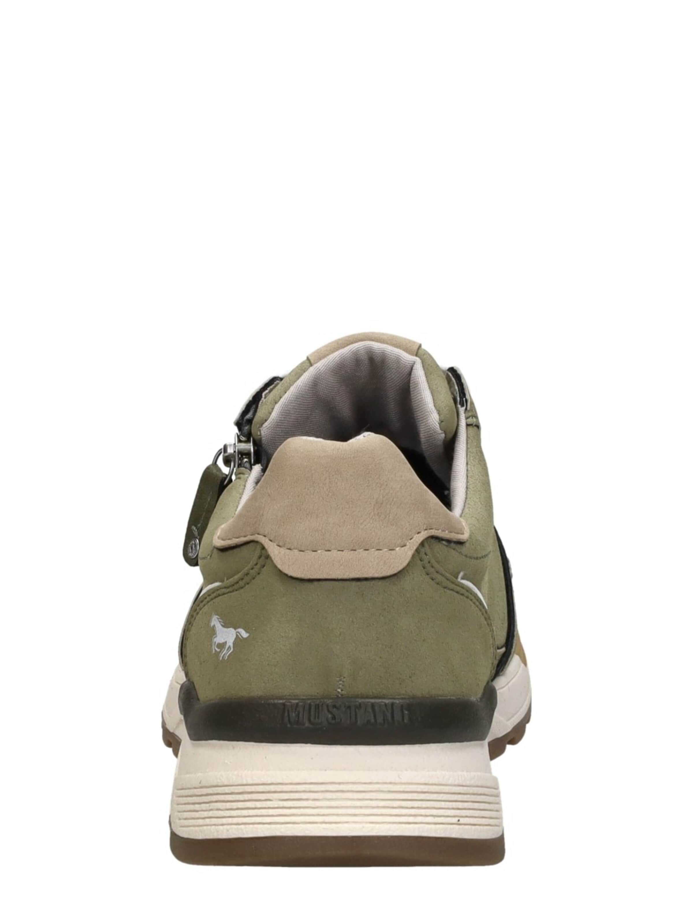 Baskets basses 'Sneakers Laag' MUSTANG en vert