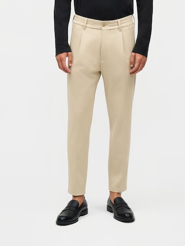 regular Pantaloni con piega frontale 'CHASY' di DRYKORN in beige: frontale