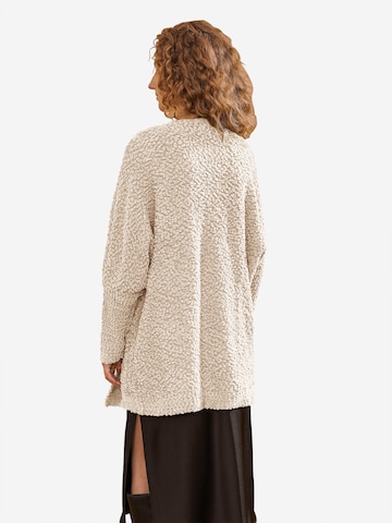 Imily Bela Pletena jopa | bež barva: zadnja stran