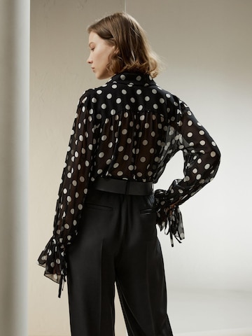 Lilysilk - Blusa 'Georgette' en negro