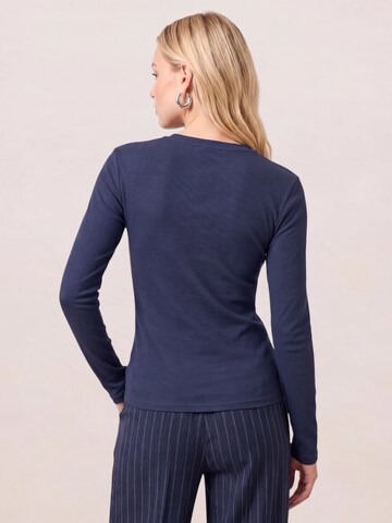 noar studios Langarm in Blau
