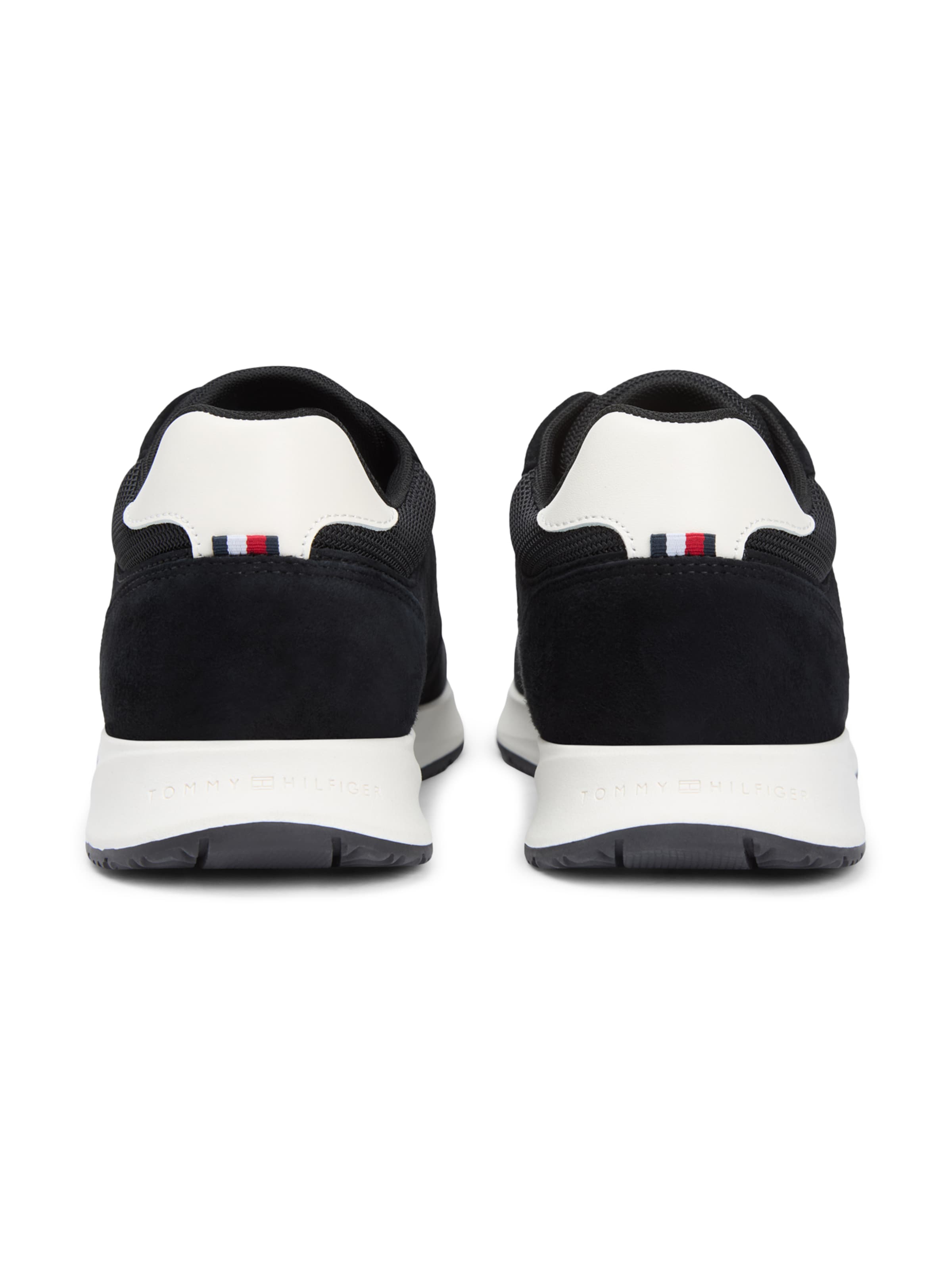 Baskets basses 'Newport' TOMMY HILFIGER en noir