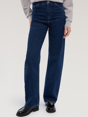 Trussardi Wide leg Jeans in Blauw: voorkant