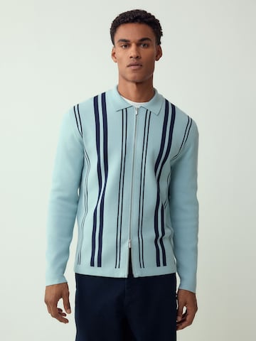 Next Strickjacke 'Premium' in Blau: Vorderseite