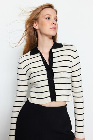 Trendyol Knit Cardigan in Black