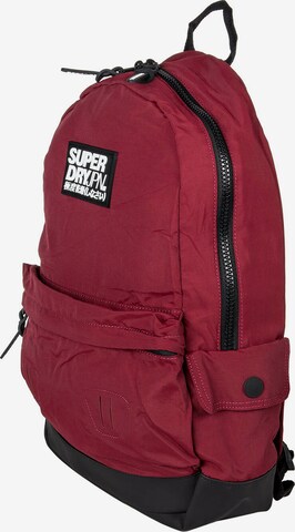 Superdry Rucksack in Rot