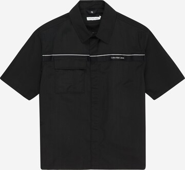 Coupe regular Chemise Calvin Klein Jeans en noir : devant