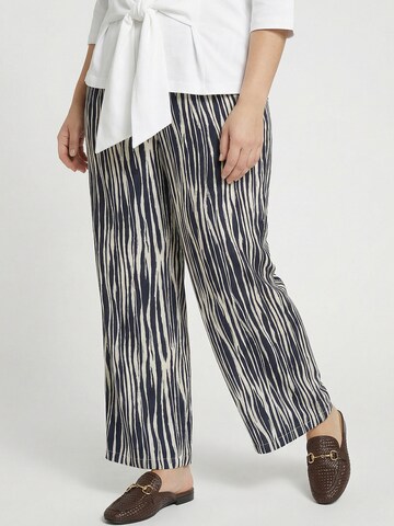 Guido Maria Kretschmer Curvy Wide Leg Hose 'Finja' in Schwarz: Vorderseite