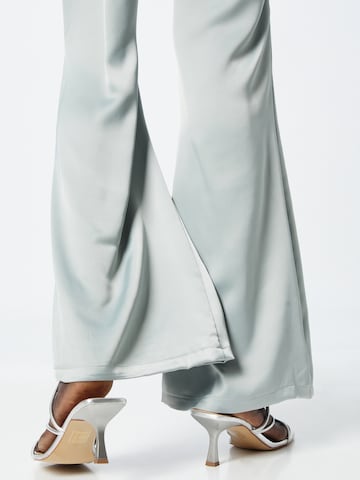 VERO MODA Flared Trousers 'FELICIA' in Grey