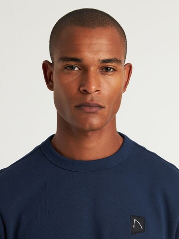 CHASIN' Sweatshirt 'Toby' in Blauw