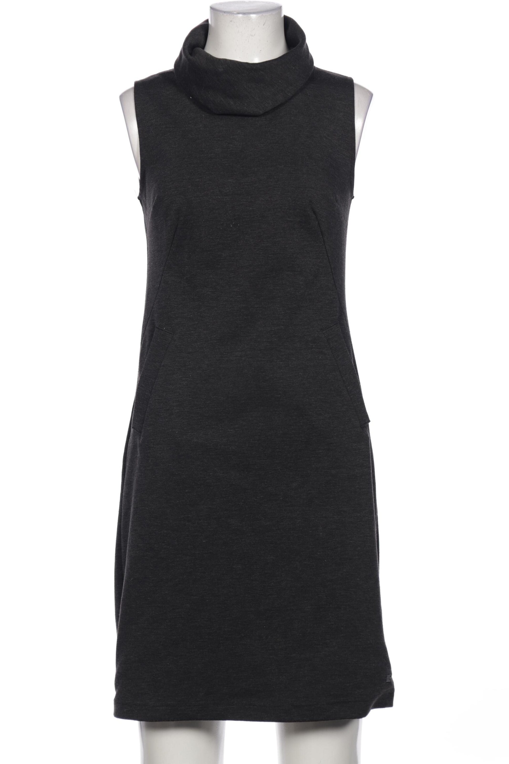zero Dress in XS in Black: front