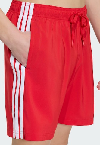 Pantaloncini da surf di ADIDAS SPORTSWEAR in rosso