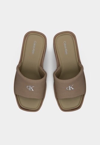 Calvin Klein Pantoletter i brun