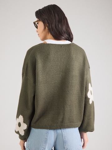 Geacă tricotată 'Am44elie' de la Hailys pe verde