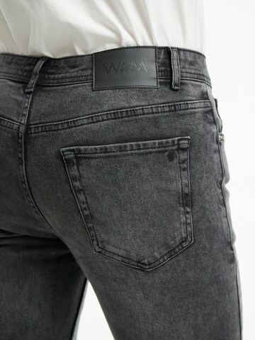 WEM Fashion Tapered Jeans 'Oscar' in Grau