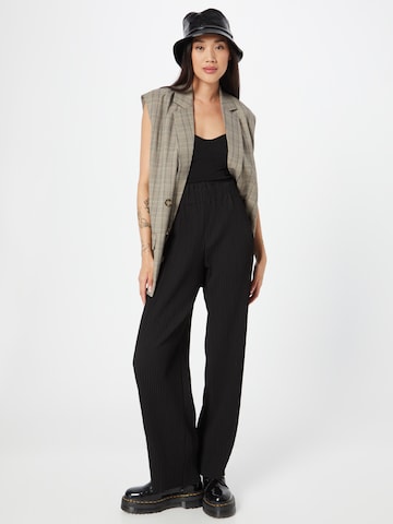 Y.A.S Wide leg Broek 'Alisa' in Zwart