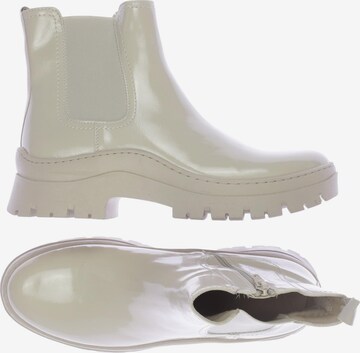 Catwalk boots online sales