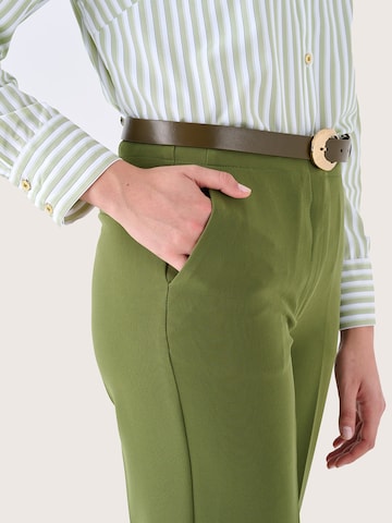 regular Pantaloni con pieghe 'Sarae' di Camomilla in verde
