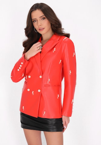 Blazer di faina in rosso: frontale