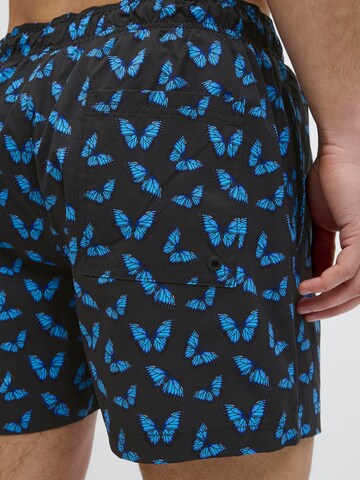 JACK & JONES Zwemshorts 'JPSTMaui' in Zwart