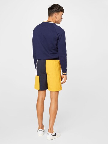 Loosefit Pantaloni de la Lyle & Scott pe galben